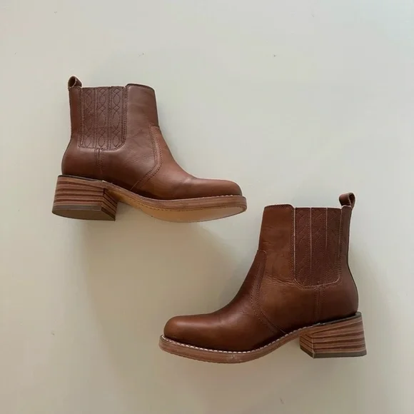 Frye Chelsea Boot Brown Leather Ankle Booties - Picture 3 of 7